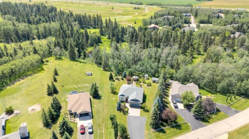 9 Creek Road, Rural Ponoka County, AB 