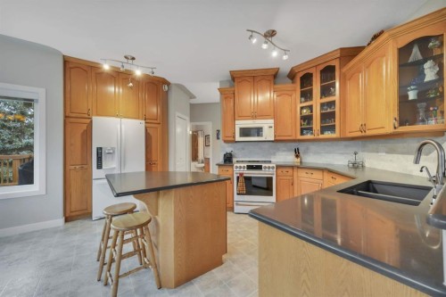 9 Creek Road, Rural Ponoka County, AB 
