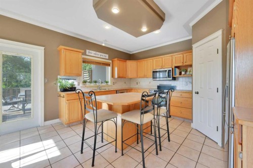 1 Spruce Close, Lacombe, AB - Indoor