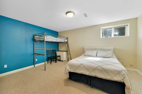 1 Spruce Close, Lacombe, AB - Indoor Photo Showing Bedroom