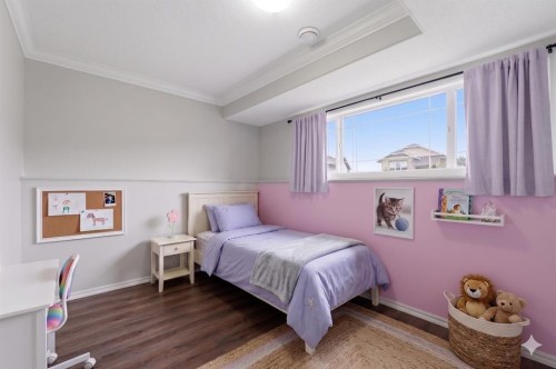 71 Long Close, Red Deer, AB - Indoor Photo Showing Bedroom