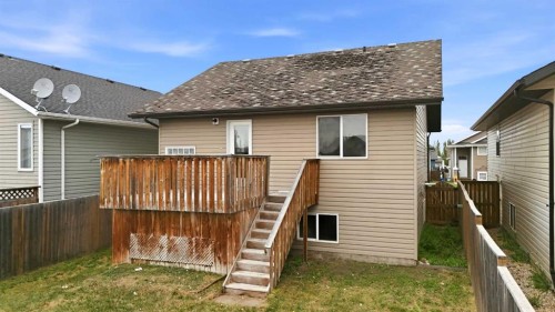 71 Long Close, Red Deer, AB - Outdoor With Exterior