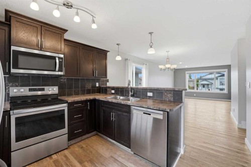 71 Long Close, Red Deer, AB - Indoor Photo Showing Kitchen With Double Sink