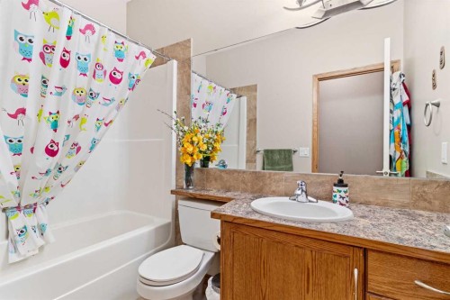 210 Morris Place, Didsbury, AB 