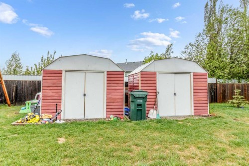 210 Morris Place, Didsbury, AB 