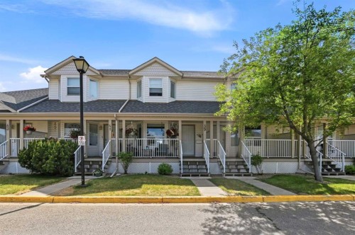 39-33 Donlevy Avenue  Red Deer, AB T4R 3B6
