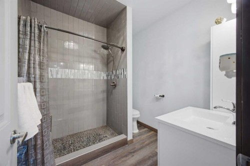 1 Aspen Rise, Parkland Beach, AB - Indoor Photo Showing Bathroom