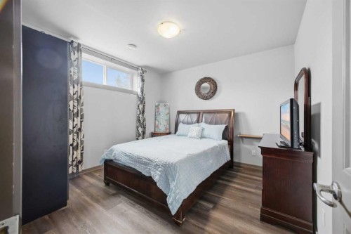 1 Aspen Rise, Parkland Beach, AB - Indoor Photo Showing Bedroom