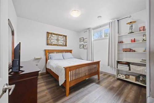 1 Aspen Rise, Parkland Beach, AB - Indoor Photo Showing Bedroom
