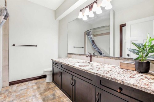 43 Thompson Crescent, Red Deer, AB 