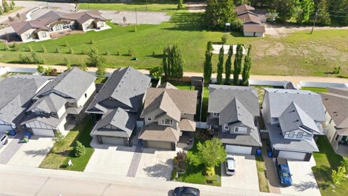 43 Thompson Crescent, Red Deer, AB 