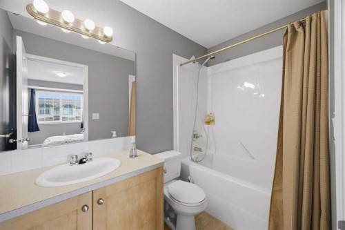 44 Arthur Close, Red Deer, AB 