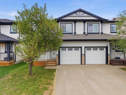 44 Arthur Close, Red Deer, AB 