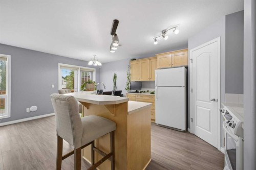 44 Arthur Close, Red Deer, AB 