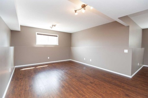 104 Almond Crescent, Blackfalds, AB - Indoor Photo Showing Other Room