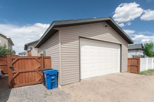 104 Almond Crescent, Blackfalds, AB - Outdoor With Exterior