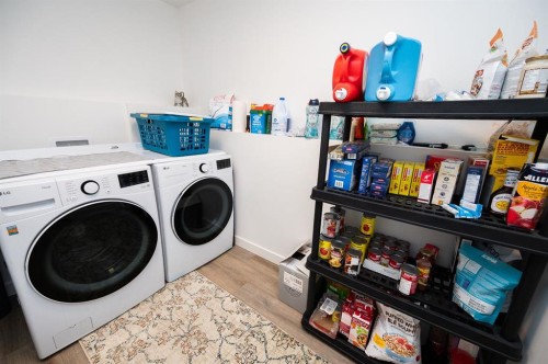 355 Duston Street, Red Deer, AB - Indoor Photo Showing Laundry Room