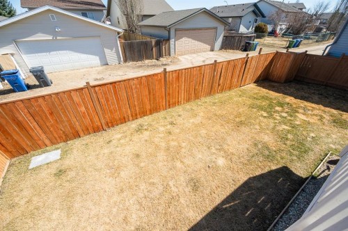 355 Duston Street, Red Deer, AB - Outdoor