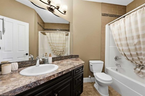 23 Westside Close, Rural Lacombe County, AB 