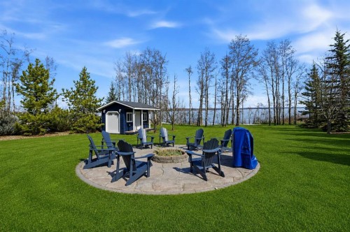 23 Westside Close, Rural Lacombe County, AB 