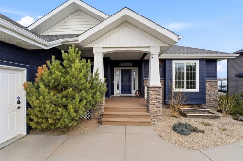 23 Westside Close, Rural Lacombe County, AB 