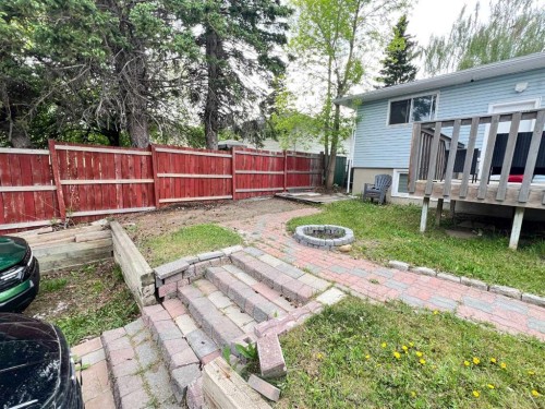 560 Northmount Drive Nw, Calgary, AB 