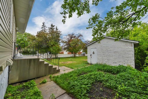4030 51A Street, Red Deer, AB - Outdoor