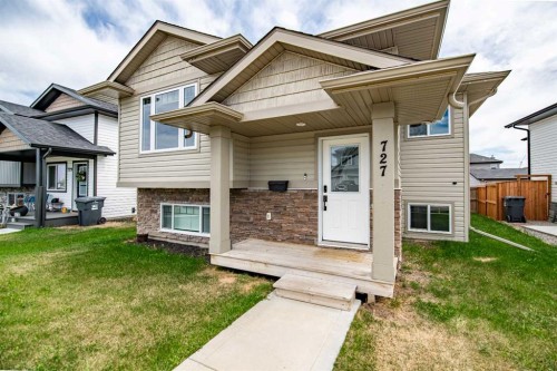 727 Cypress Lane, Springbrook, AB 