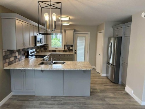 727 Cypress Lane, Springbrook, AB 