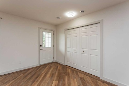 4504 45 Avenue, Lacombe, AB - Indoor Photo Showing Other Room