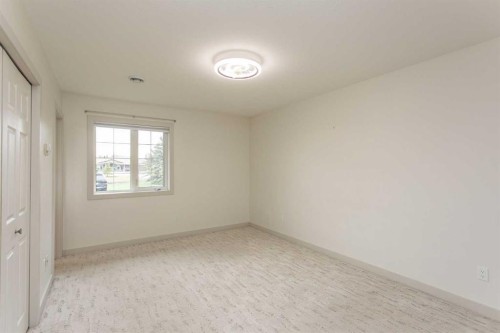 4504 45 Avenue, Lacombe, AB - Indoor Photo Showing Other Room