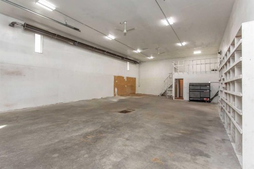 4504 45 Avenue, Lacombe, AB - Indoor Photo Showing Garage