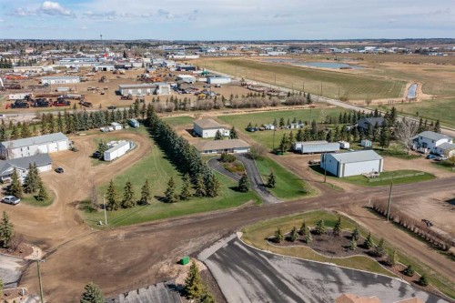 4504 45 Avenue, Lacombe, AB - Outdoor With View
