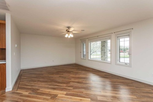 4504 45 Avenue, Lacombe, AB - Indoor Photo Showing Other Room