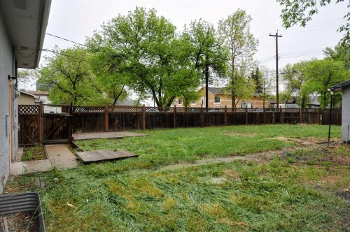 4201 50 Avenue, Camrose, AB - Outdoor With Backyard