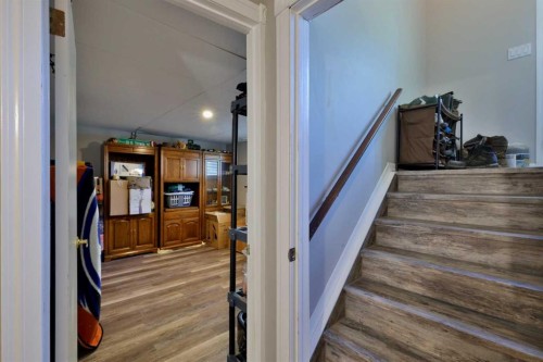 229 Parkview Dr, Wetaskiwin, AB 