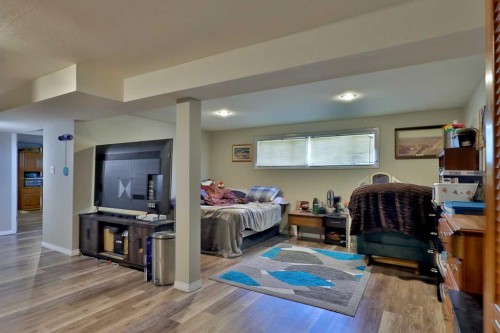 229 Parkview Dr, Wetaskiwin, AB 