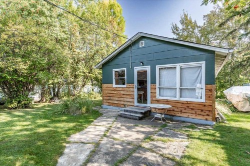 60 Beach Avenue, Itaska Beach, AB - Outdoor