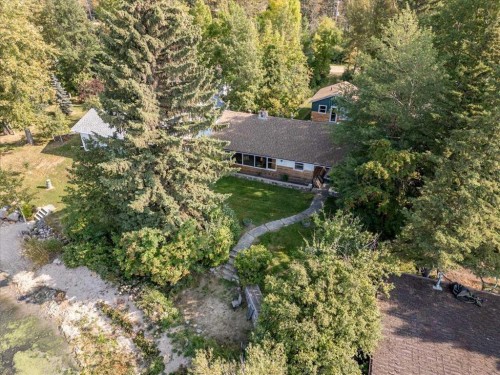 60 Beach Avenue, Itaska Beach, AB - Outdoor
