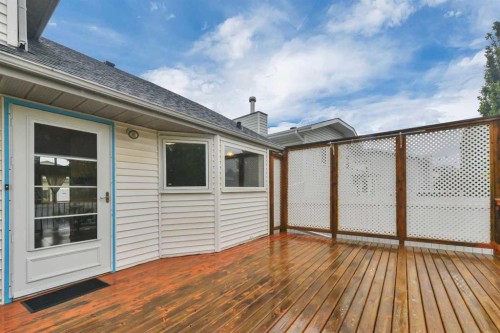 37 Denovan Crescent, Red Deer, AB 