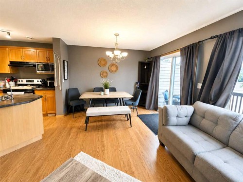 3413 50A, Camrose, AB 