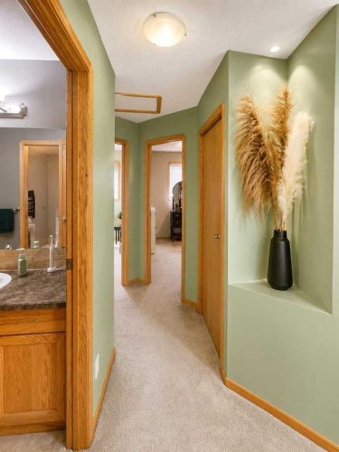 3413 50A, Camrose, AB 