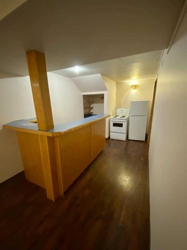 6302 Marler Drive, Camrose, AB - Indoor