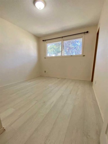 6302 Marler Drive, Camrose, AB - Indoor Photo Showing Other Room