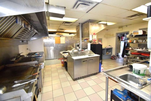 5002 51, Grassland, AB 