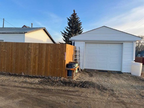 16 Main Street, Edberg, AB - Outdoor