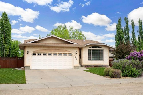 5305 66 Street  Camrose, AB T4V 4M2