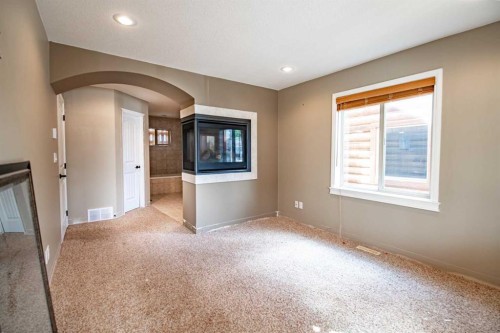 4024-25054 South Pine Lake Road, Rural Red Deer County, AB - Indoor Photo Showing Other Room
