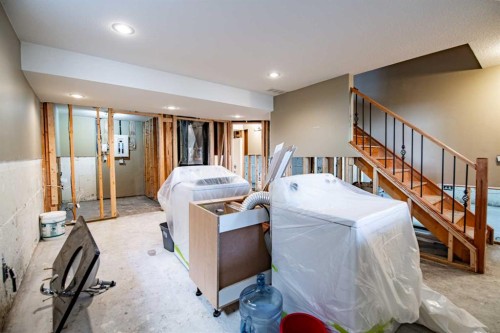 4024-25054 South Pine Lake Road, Rural Red Deer County, AB - Indoor