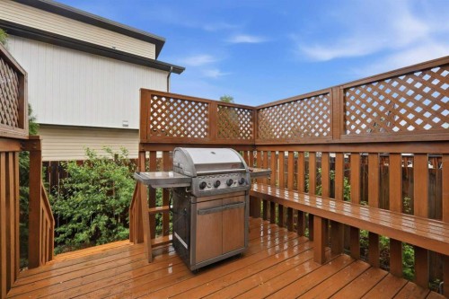 3 Greenhouse Place, Red Deer, AB 
